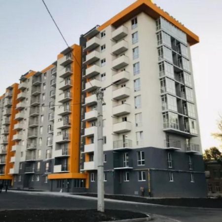 Апартаменты Дворец Спорта Новострой Маршал Харьков Экстерьер фото